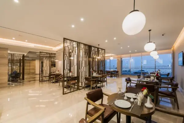 Boudl Corniche Hotel Main image