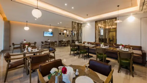 Boudl Corniche Hotel 7